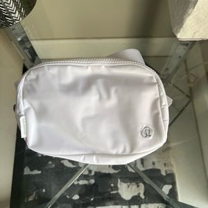 NWT Lululemon Everywhere Belt Bag True White